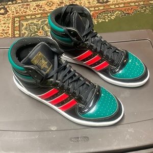 Adidas TopTen (Red green black size 11.5 M)